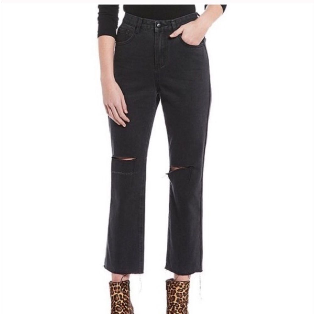 🆕Gianni Bini black ripped jeans 🌟Host Pick